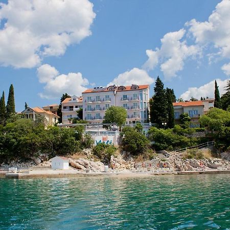 Hotel Vali Dramalj Криквеница Екстериор снимка