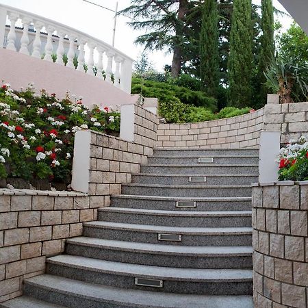 Hotel Vali Dramalj Криквеница Екстериор снимка