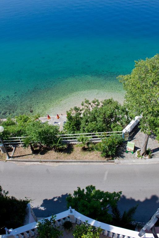 Hotel Vali Dramalj Криквеница Екстериор снимка