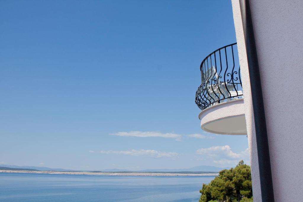 Hotel Vali Dramalj Криквеница Екстериор снимка